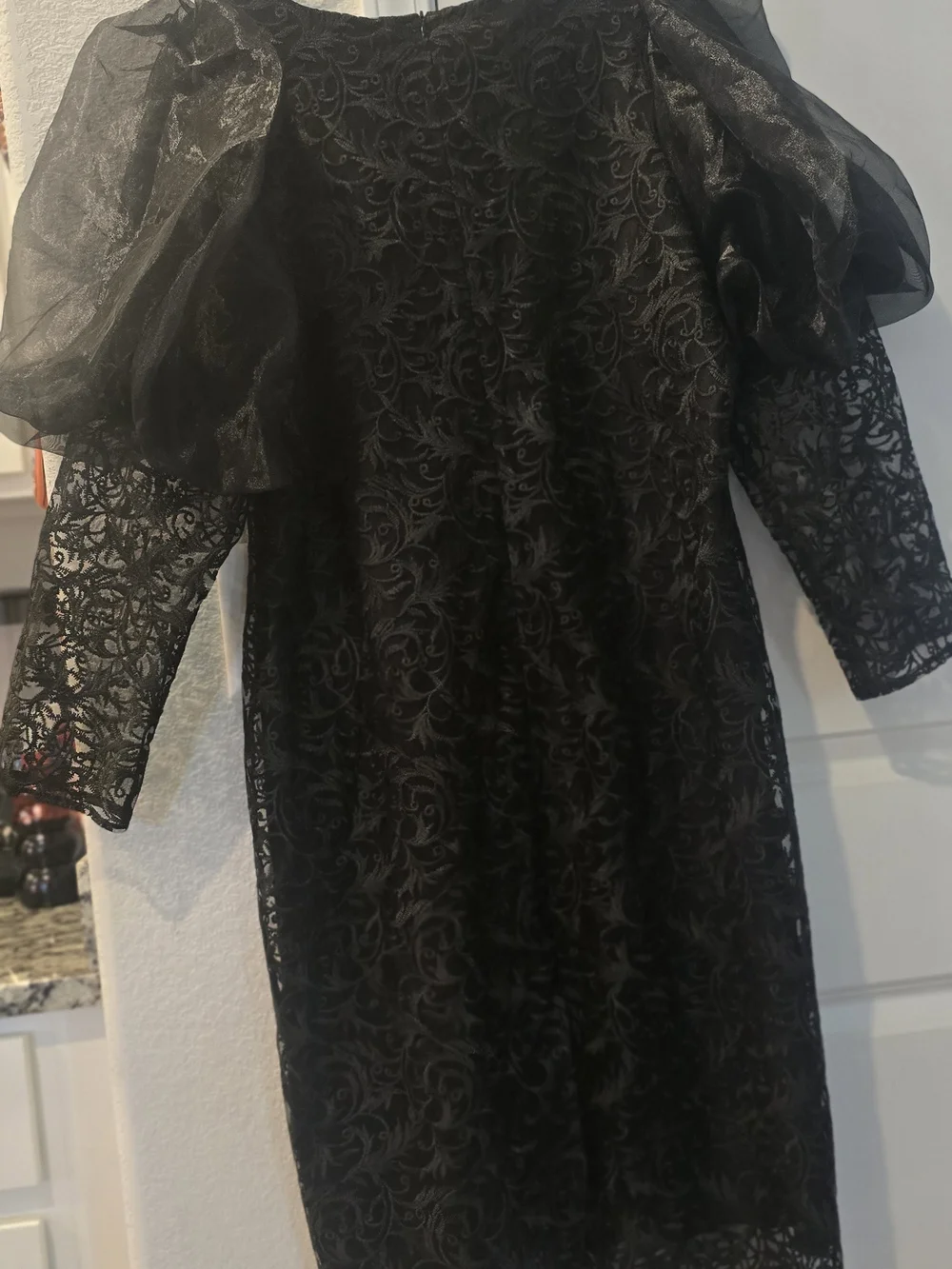 Black Lace Puff-Sleeve Long Sleeve Dress - Picture 2 of 5